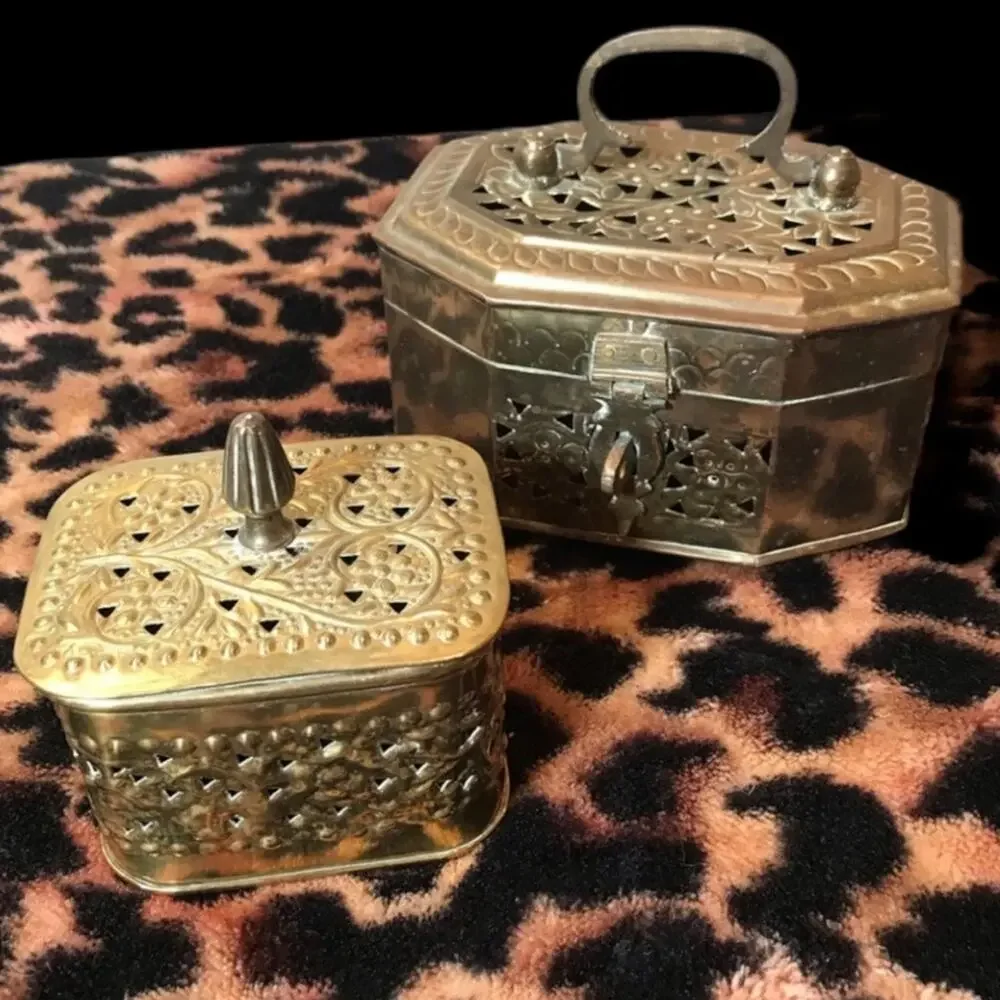 VINTAGE 70s BRASS BOXES with Floral designs KEEPSAKE OR POTPOURRI HOLDERS